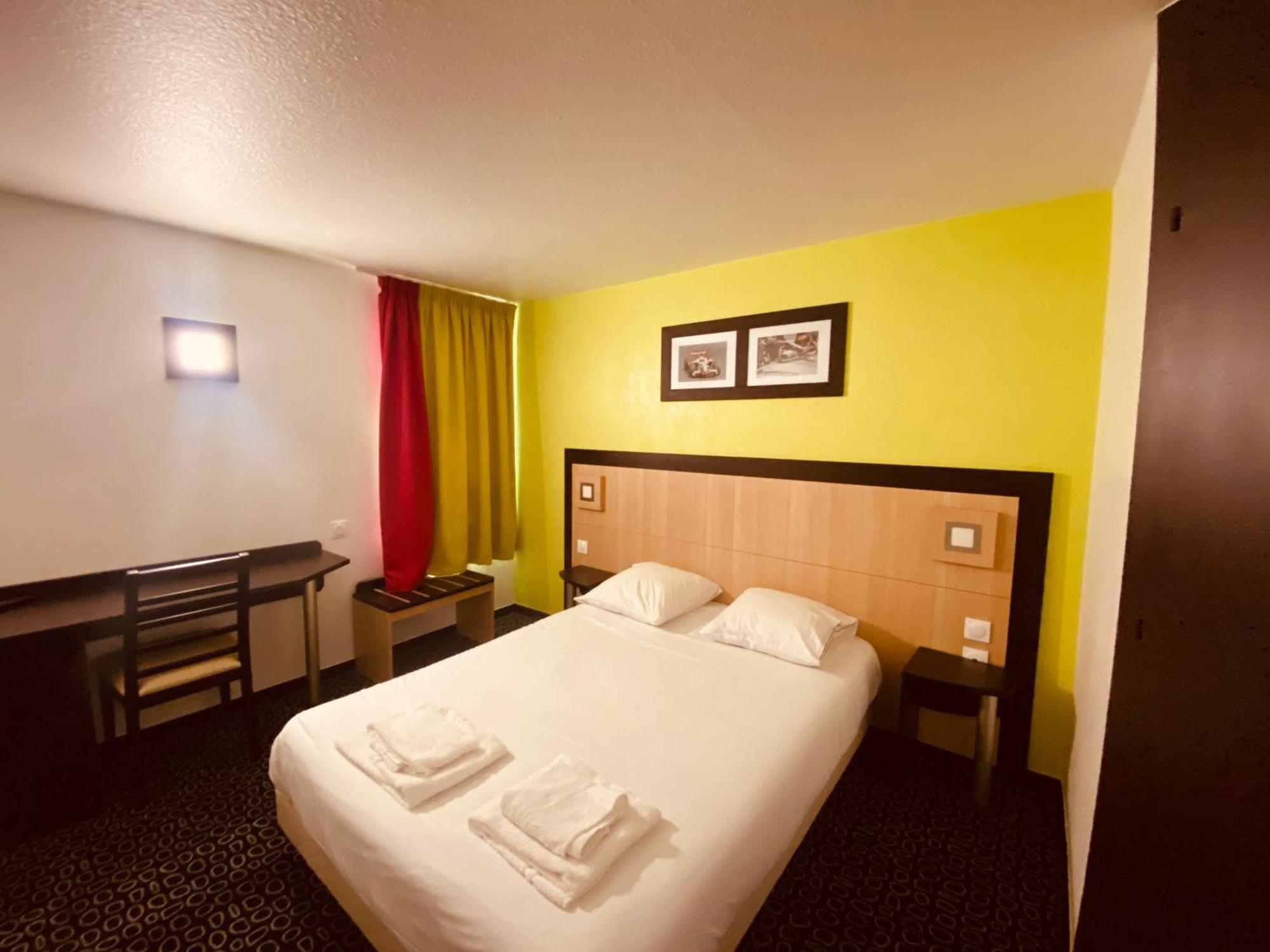 Enzo Hotels Pont-A-Mousson By Kyriad Direct Esterno foto
